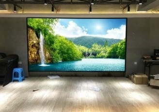 320 * 160 मिमी इंडोर फुल कलर एलईडी डिस्प्ले पैनल 1920hz से 3840hz