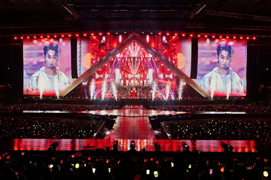 पी3.91 डाई कास्टिंग एल्यूमीनियम कैबिनेट हाई रिज़ॉल्यूशन इंडोर रेंटल एलईडी डिस्प्ले