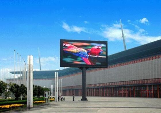 IP65 Outdoor LED Screen with 3840HZ Refresh Rate and 960mm*960mm Cabinet Size for Digital Billboard Advertising