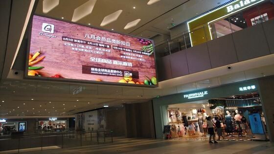 अल्ट्रा-थिन 22.5 मिमी मोटाई एलईडी लाइट वेट कैबिनेट मीटिंग रूम के लिए उच्च रिज़ॉल्यूशन