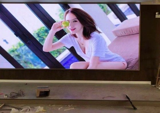 7680Hz HD LED स्क्रीन मॉड्यूल वीडियो वॉल डिस्प्ले डिज़ाइन FCC 20m देखने की दूरी