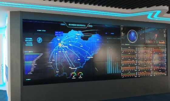 P1.875 स्मार्ट एलईडी पोस्टर डिस्प्ले स्क्रीन 480 X 480mm 80W / M2 डायकास्टिंग एल्युमिनियम