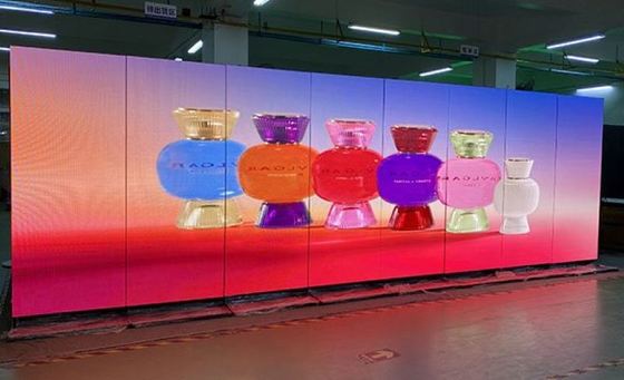 HD इनडोर P1.538 एलईडी डिस्प्ले पोस्टर विज्ञापन वीडियो प्लेयर उच्च गुणवत्ता कम लागत